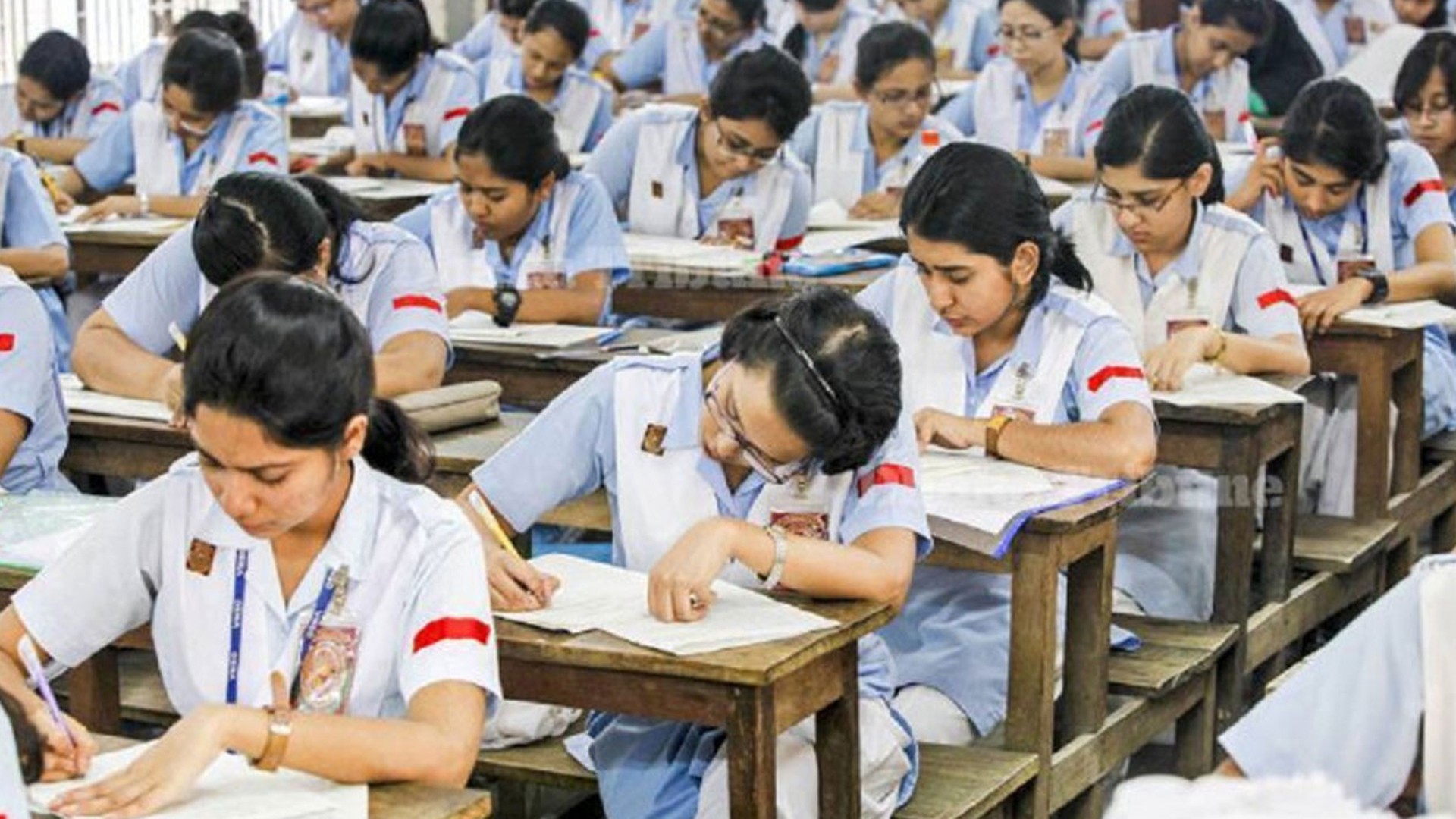 রোববারের এইচএসসি পরীক্ষায় ২২ হাজার ৭৯৪ জন পরীক্ষার্থী অনুপস্থিত